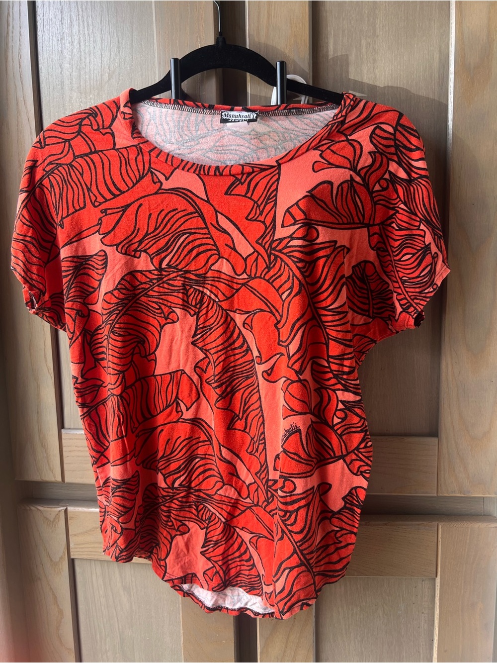 Manuheali’i Coral-Red Short Sleeve Tropical Banana Leaf Print Top Size XL